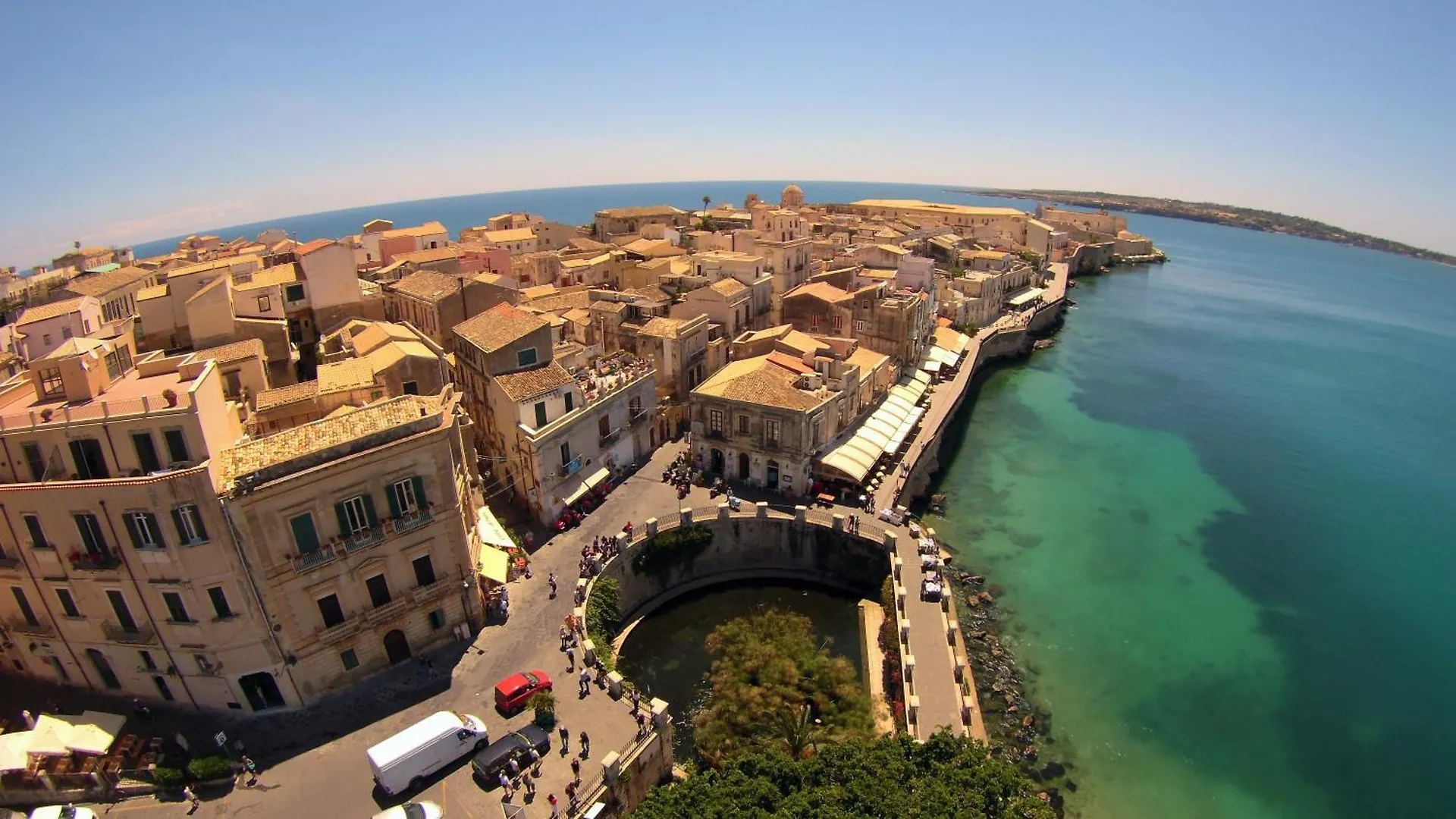Balcony In Giudecca By Ortigia Apartments Syracuse